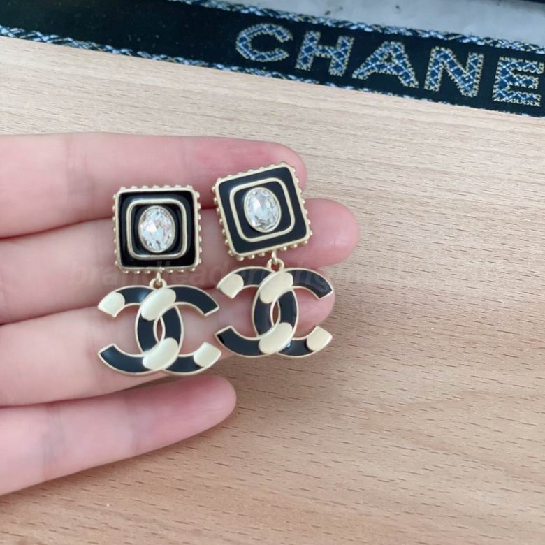 Chanel Earrings 342